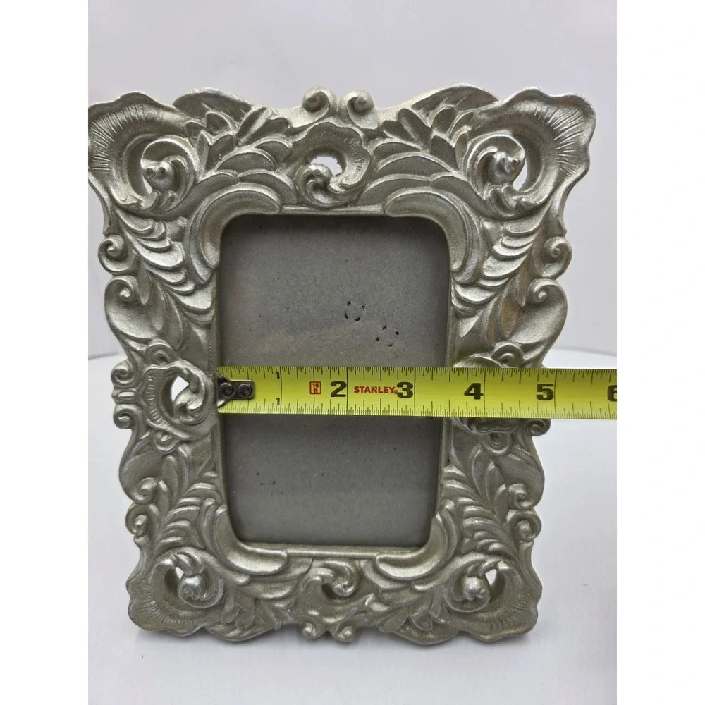 Sicura Ornate Scroll Plume Picture Frame 8.5x7 Resin Wood 3.5x5 Photo‎ Silver